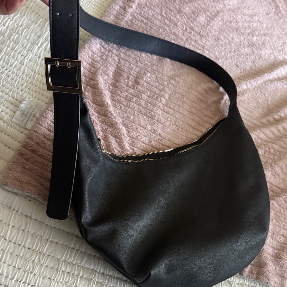 Universal Thread Black Hobo Bag - image 1